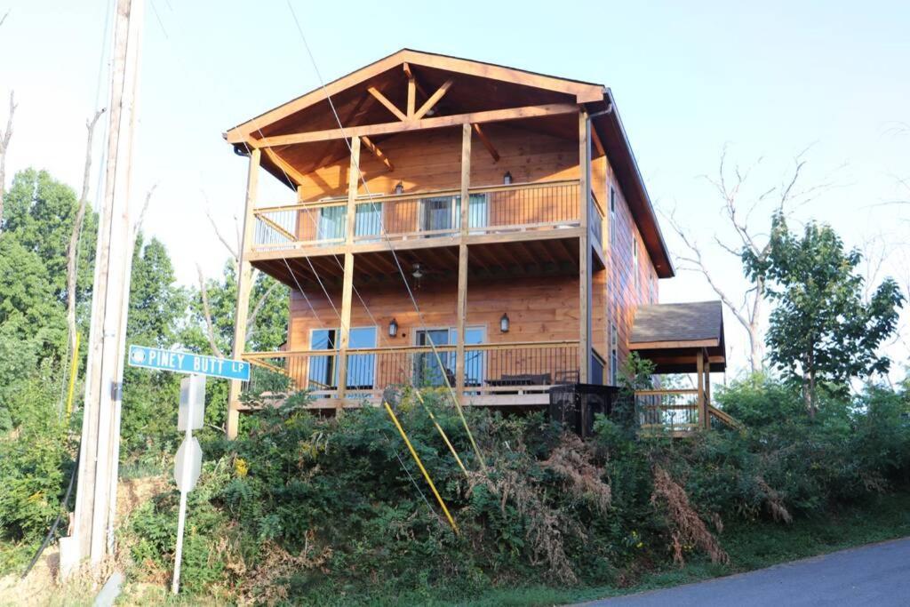 גטלינבורג Chalet Village- Amazing Mountain Views - Piney Butt Place מראה חיצוני תמונה